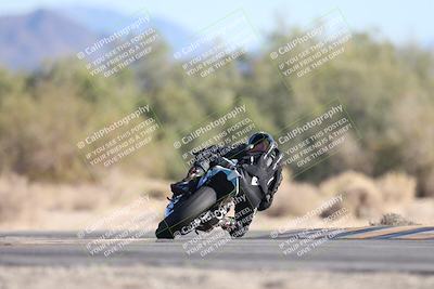 media/Dec-07-2025-CVMA (Sun) [[3e7d2de5dc]]/Race 12- Formula 40 MW and LW/